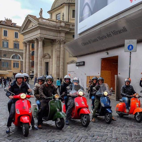 rent-vespa-rome